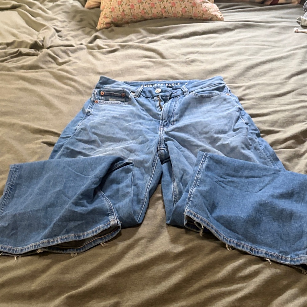 American Eagle Outfitters High Rise Blue Jeans - Picture 2 of 6